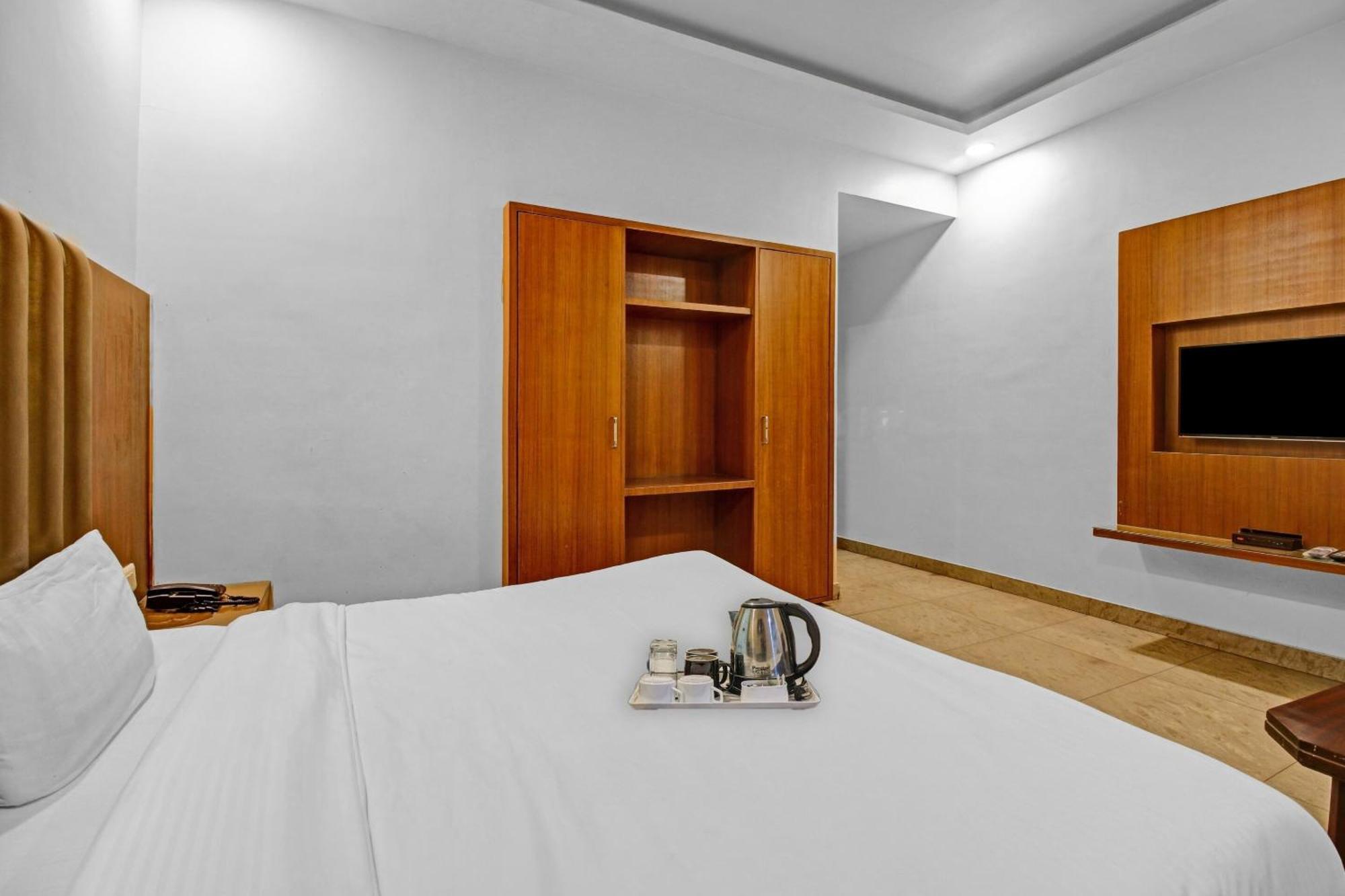 Hotel Surya Bhopal Exterior foto