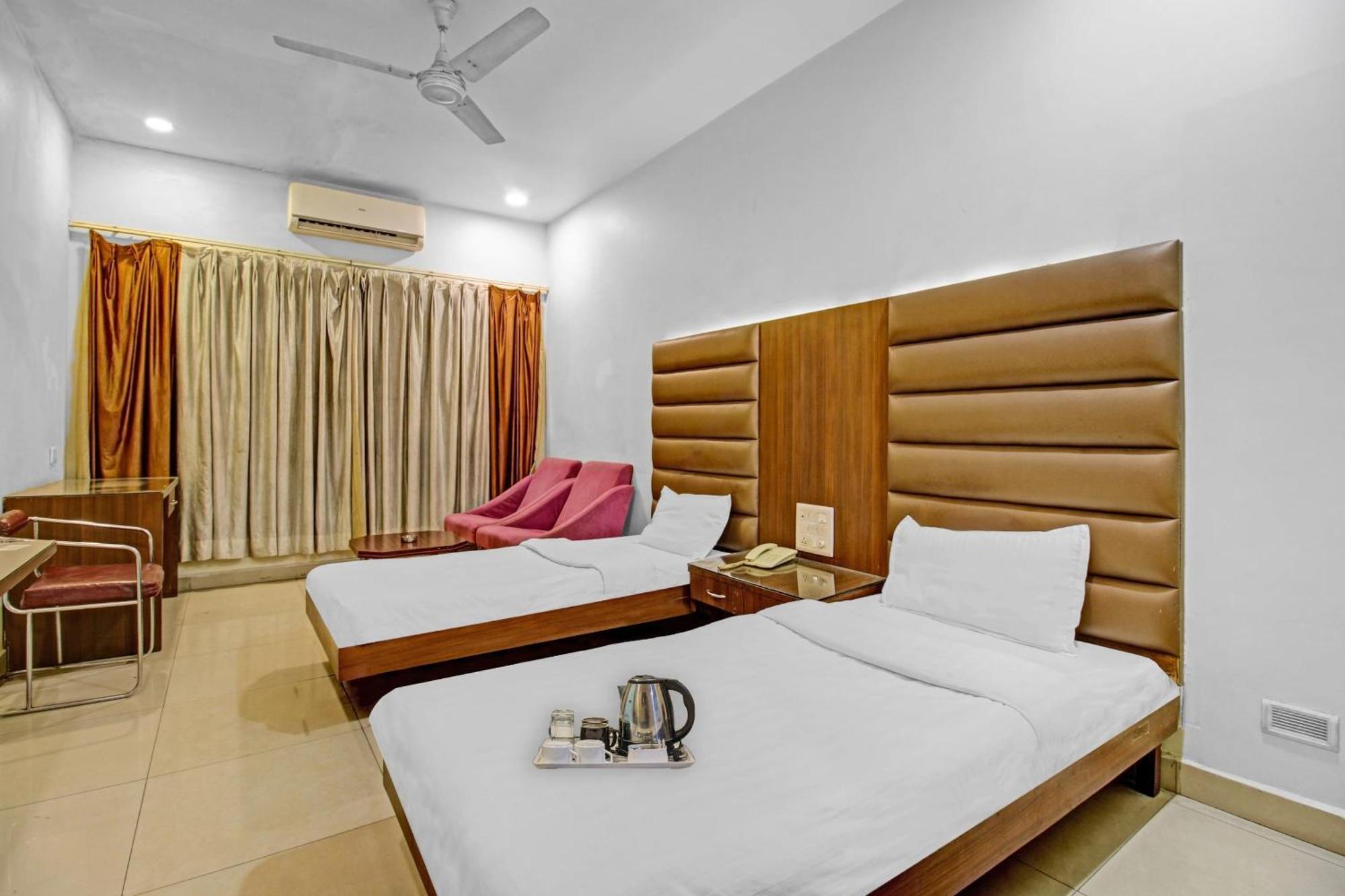 Hotel Surya Bhopal Exterior foto